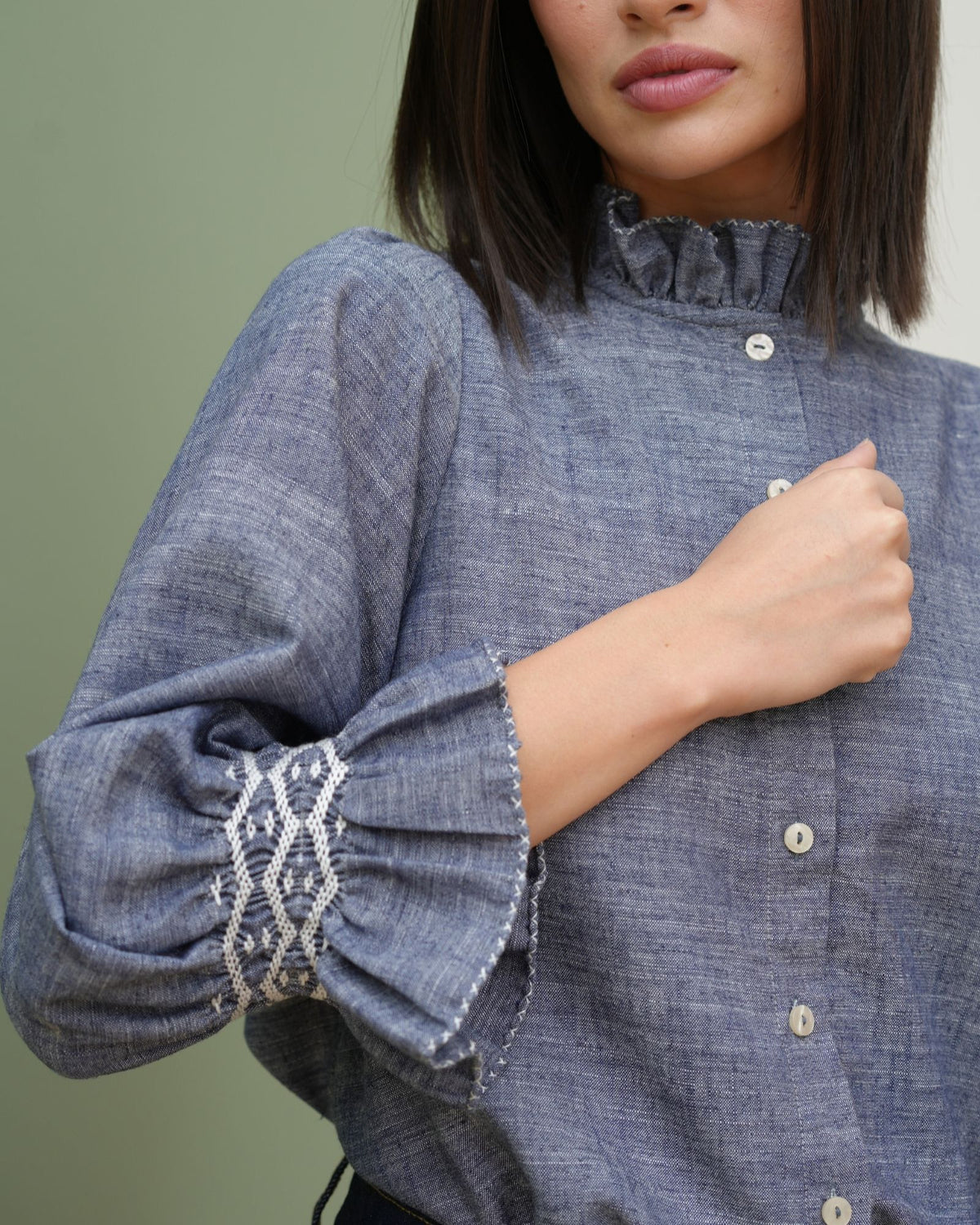 Shelley Blouse Chambray with Crisp White Hand Smocking Edition 28