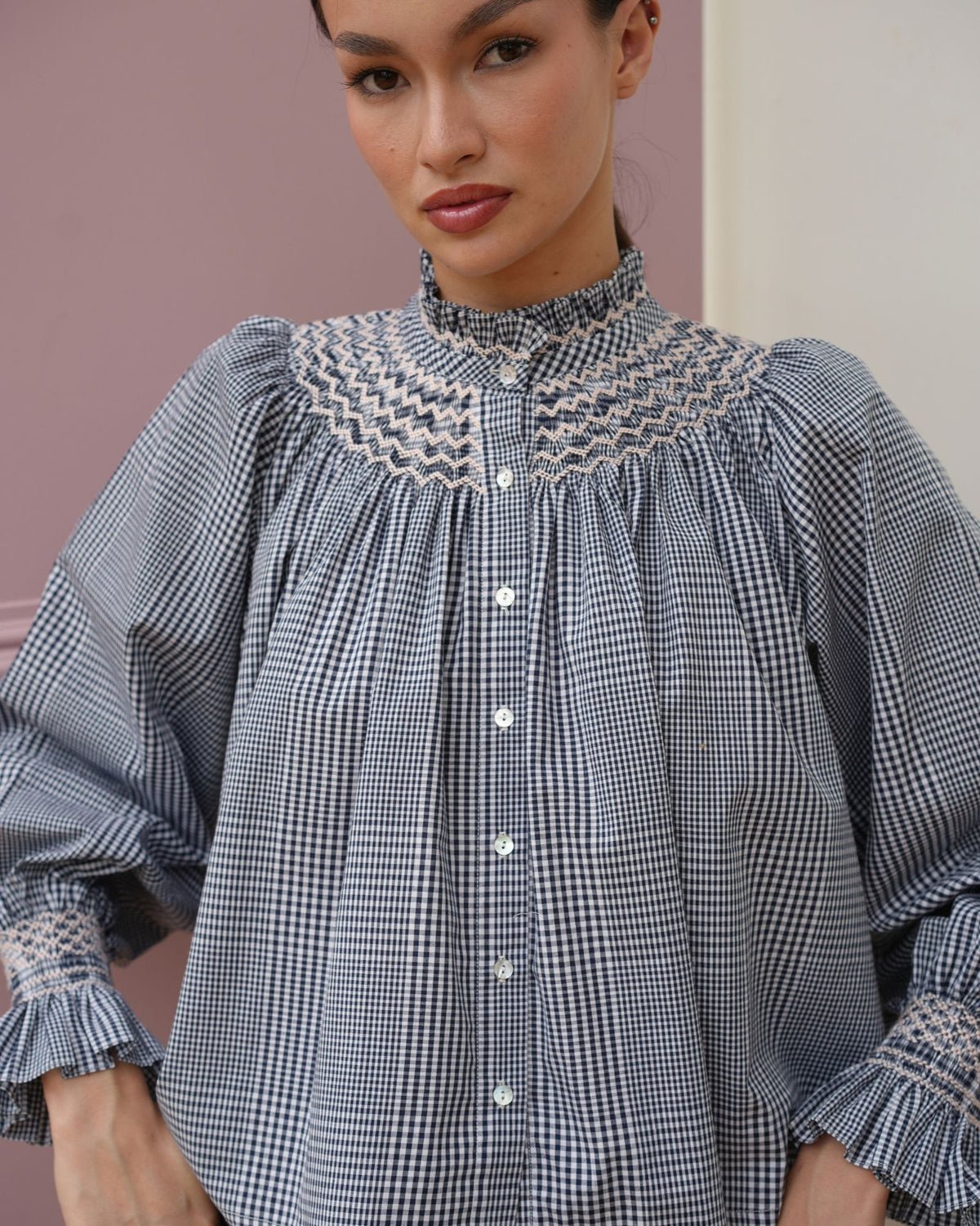 Scholl Blouse Burlington Check with Seashell Hand Smocking Edition 74