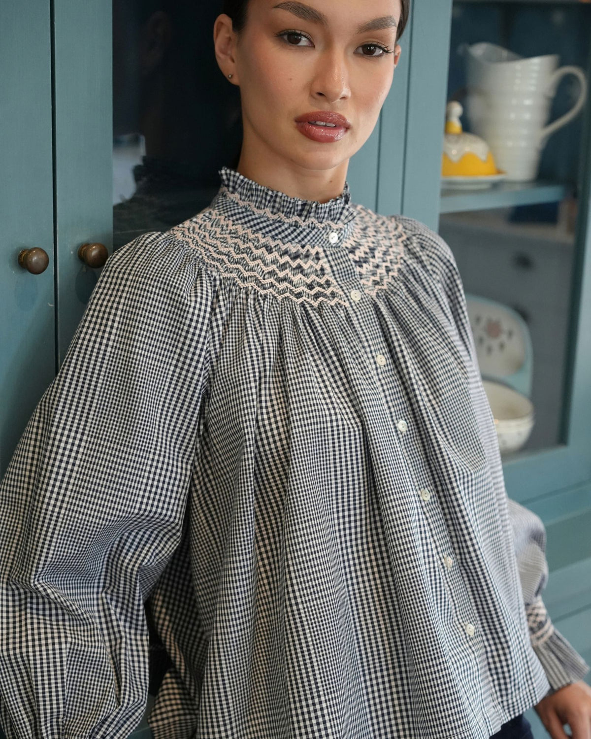 Scholl Blouse Burlington Check with Seashell Hand Smocking Edition 74