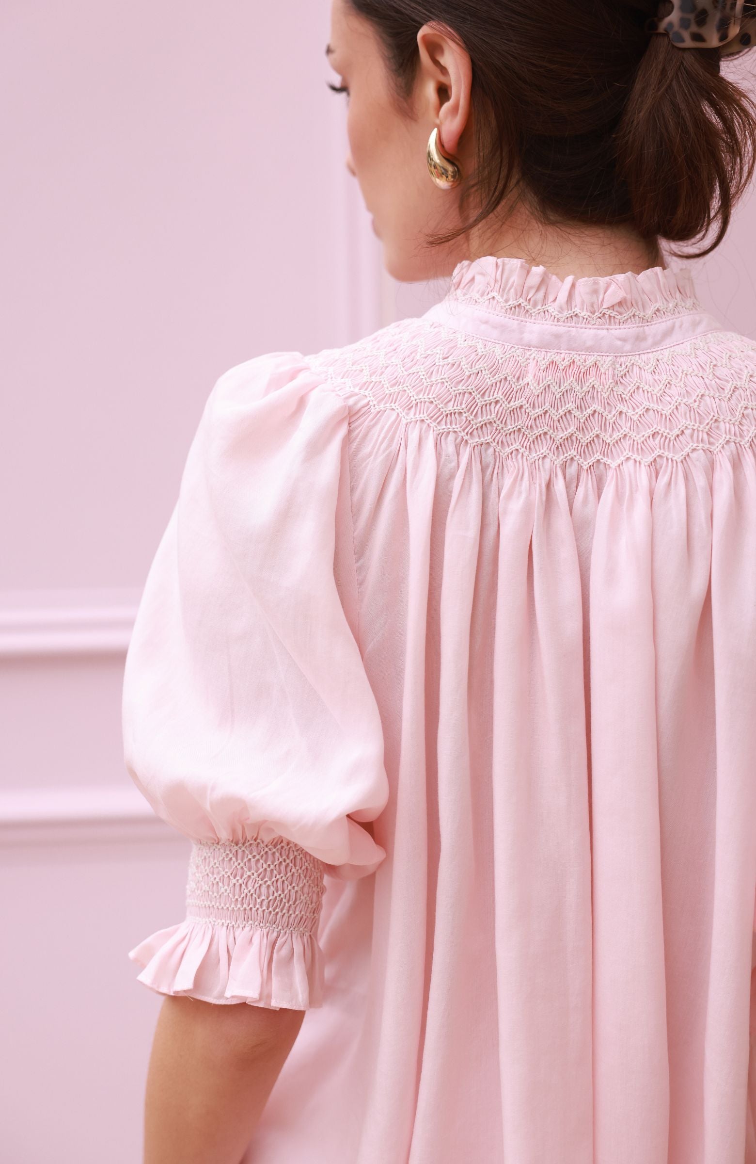 Scholl Summer Blouse Seashell Cotton Voile with Milk Hand Smocking Edition 67