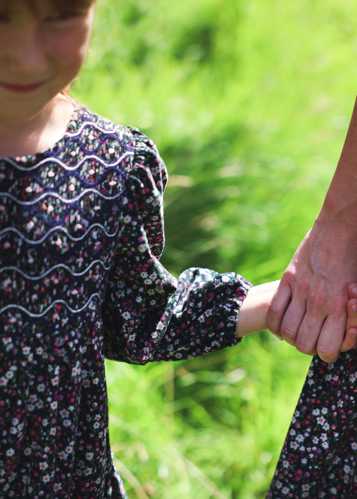 8-10y Margaret Graham Dress Autumn Flowers Needlecord with Liquorice Allsorts Hand Smocking