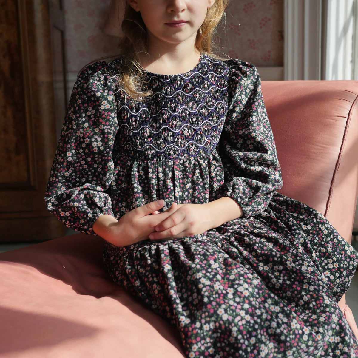 8-10y Margaret Graham Dress Autumn Flowers Needlecord with Liquorice Allsorts Hand Smocking