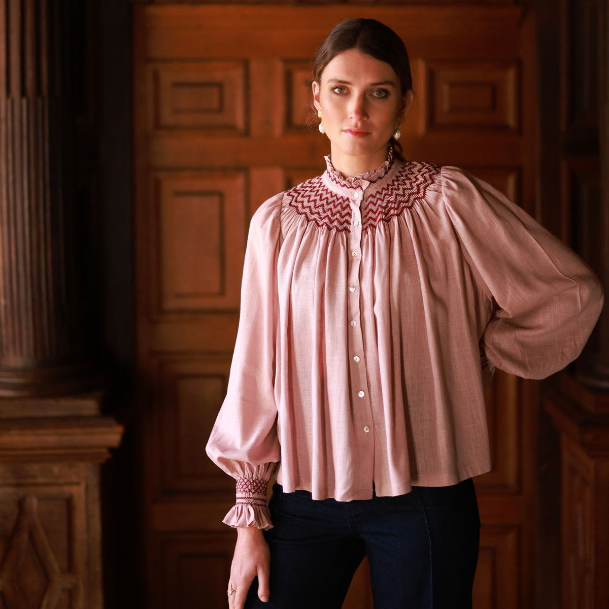 Large Scholl Blouse Dusty Pink linen with Mulberry Hand Smocking Edition 45