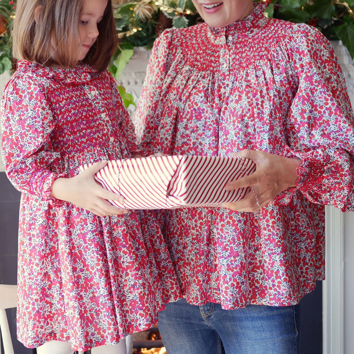 Small Scholl Women's Blouse with Santa Hand Smocking made with Liberty Wiltshire Fabric Edition 5