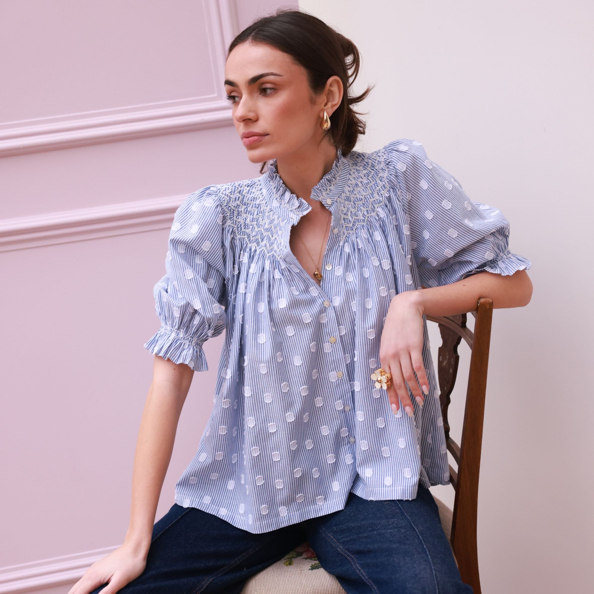 Scholl Blouse Bubble Weave Cotton with Double Cream Hand Smocking Edition 60