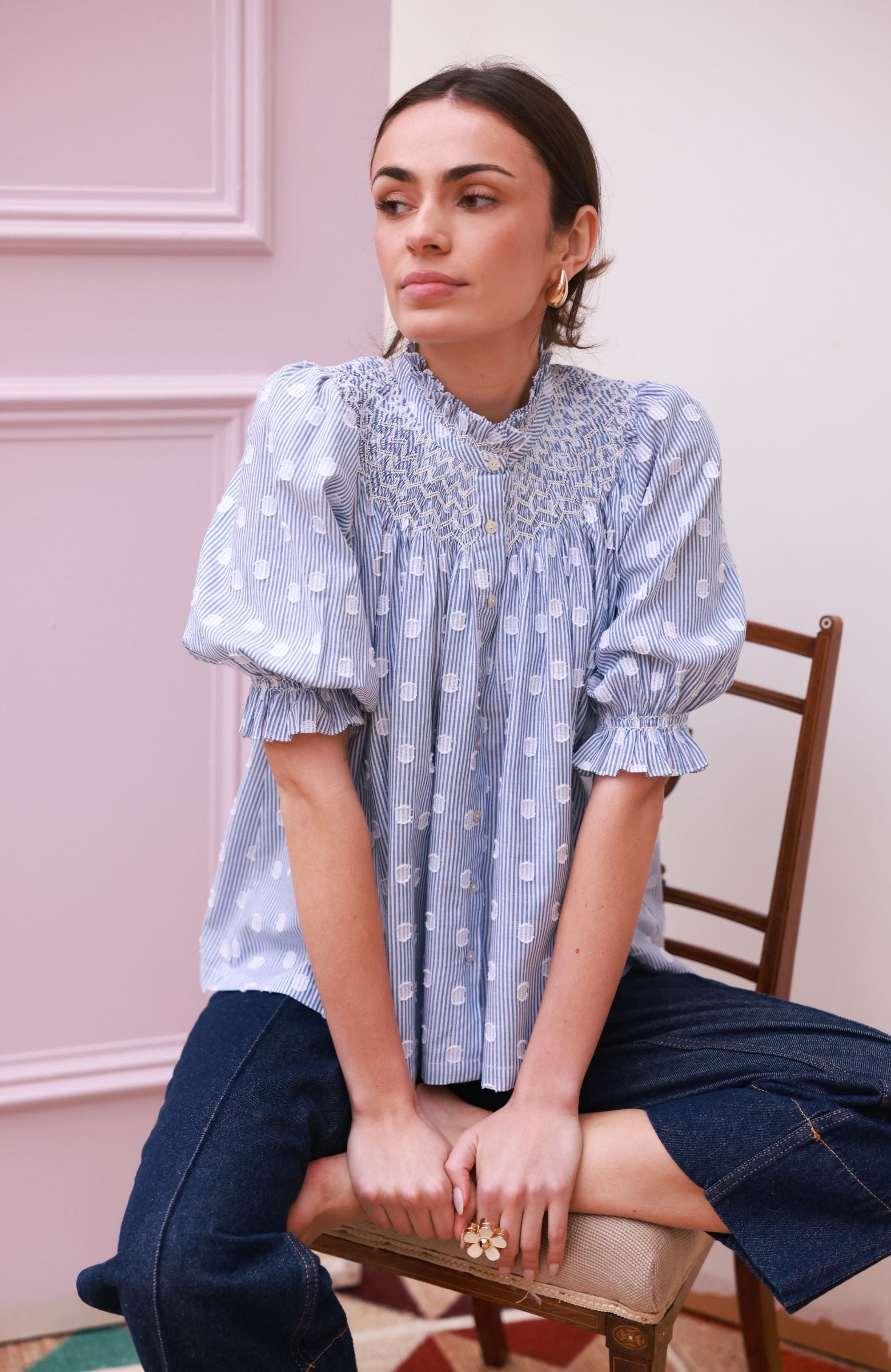 Scholl Blouse Bubble Weave Cotton with Double Cream Hand Smocking Edition 60