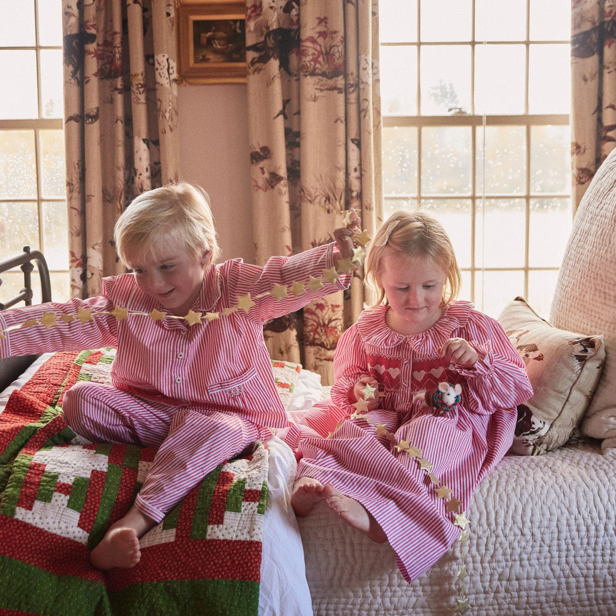 3 4 & 6 8y Samantha Varvel x Lilly Parr Pyjamas Gingerbread Stripes Snow Trim Hand Smocking
