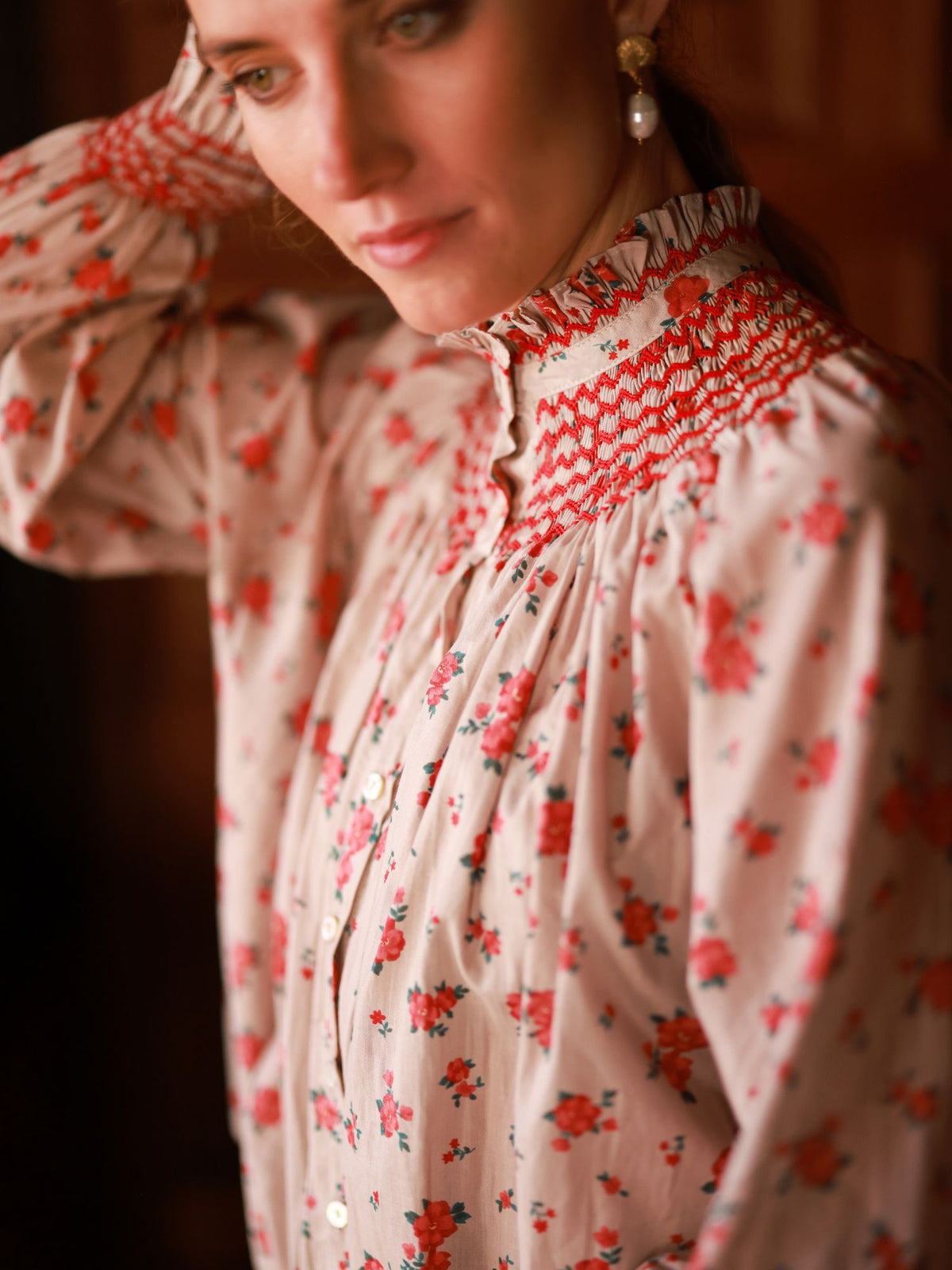 Small Scholl Blouse Poinsetta Posy with Scarlet Hand Smocking Edition 52
