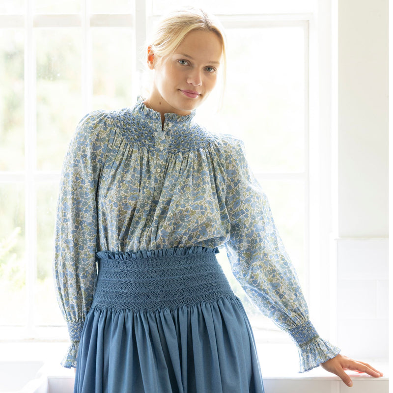 Scholl Blouse with Land and Sea Hand Smocking made with Liberty Poppies and Daisies Edition 50