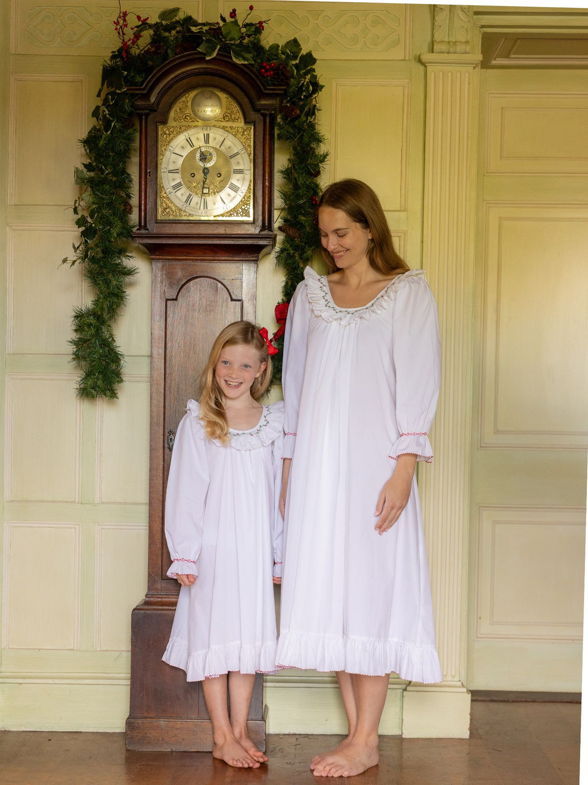 S/M Cassat Women's Dress Moonstone Cotton with Holly Hand Smocking