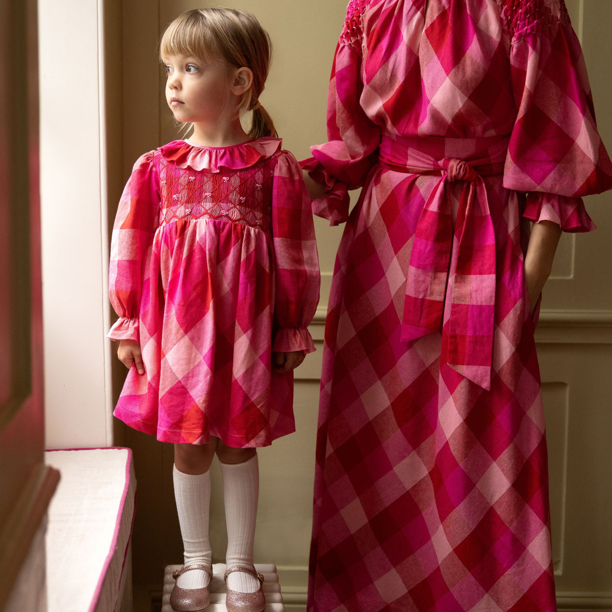 2-3y & 3-4y Katherine Johnson Dress Great Gingham with Crimson Bows Hand Smocking