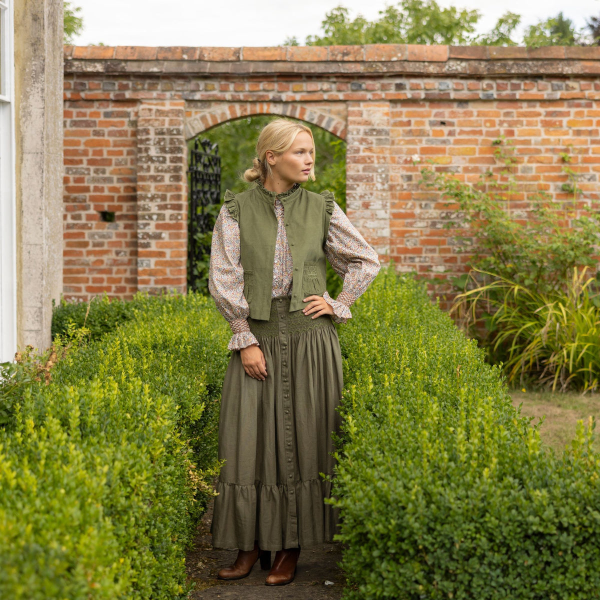 Mary Seacole Women's Skirt Oak Leaf Linen with Moss Hand Smocking