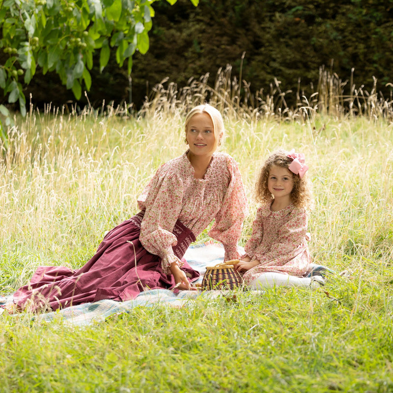 Cleopatra Blouse with Hedgerow Haze Hand Smocking made with Liberty Poppies and Daisies Edition 30