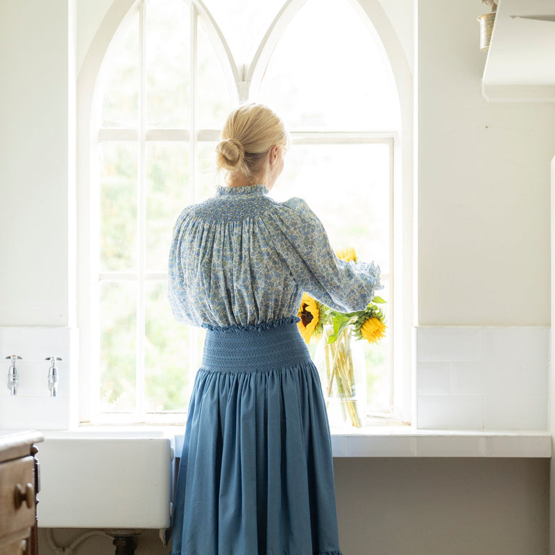 Scholl Blouse with Land and Sea Hand Smocking made with Liberty Poppies and Daisies Edition 50