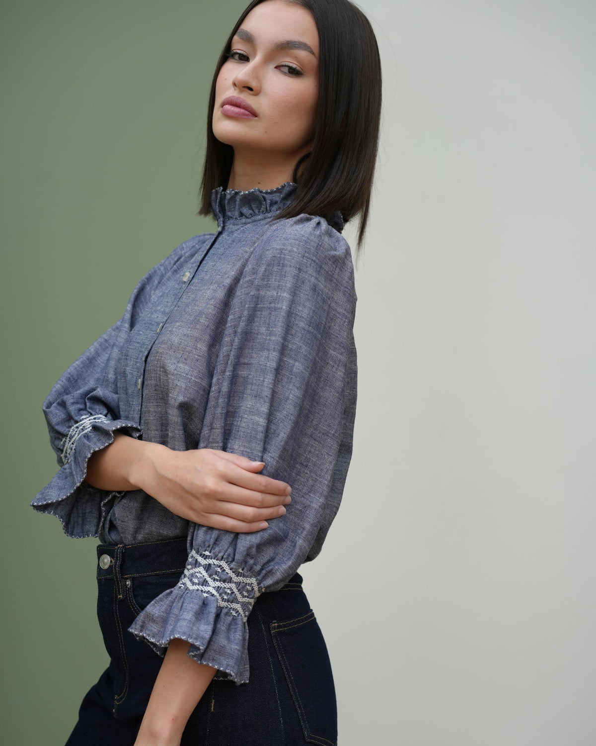Shelley Blouse Chambray with Crisp White Hand Smocking Edition 28