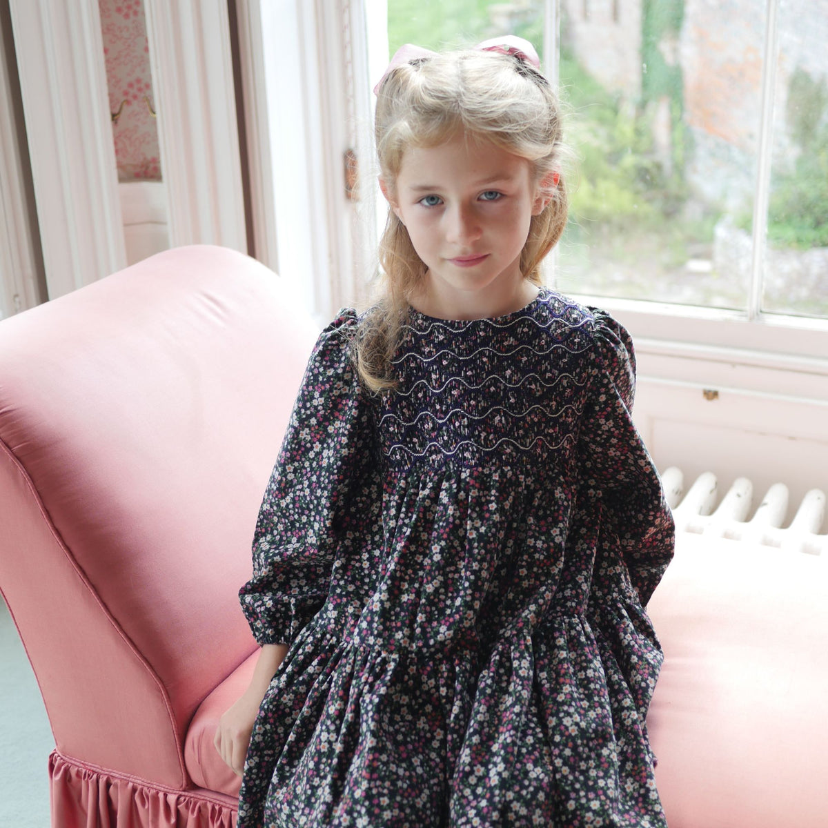 8-10y Margaret Graham Dress Autumn Flowers Needlecord with Liquorice Allsorts Hand Smocking