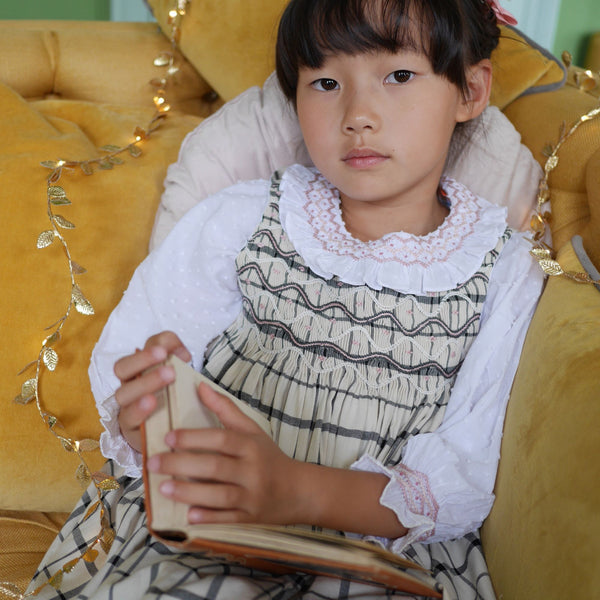 6-8y Tubman Pinafore Checkmate with Palais Royale Hand Smocking